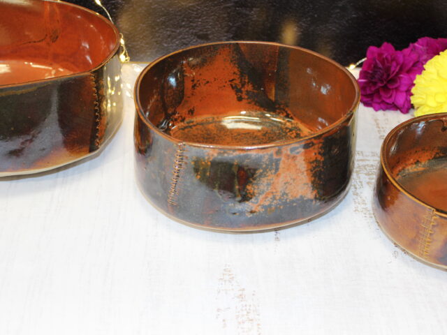 Plats, moules et saladiers